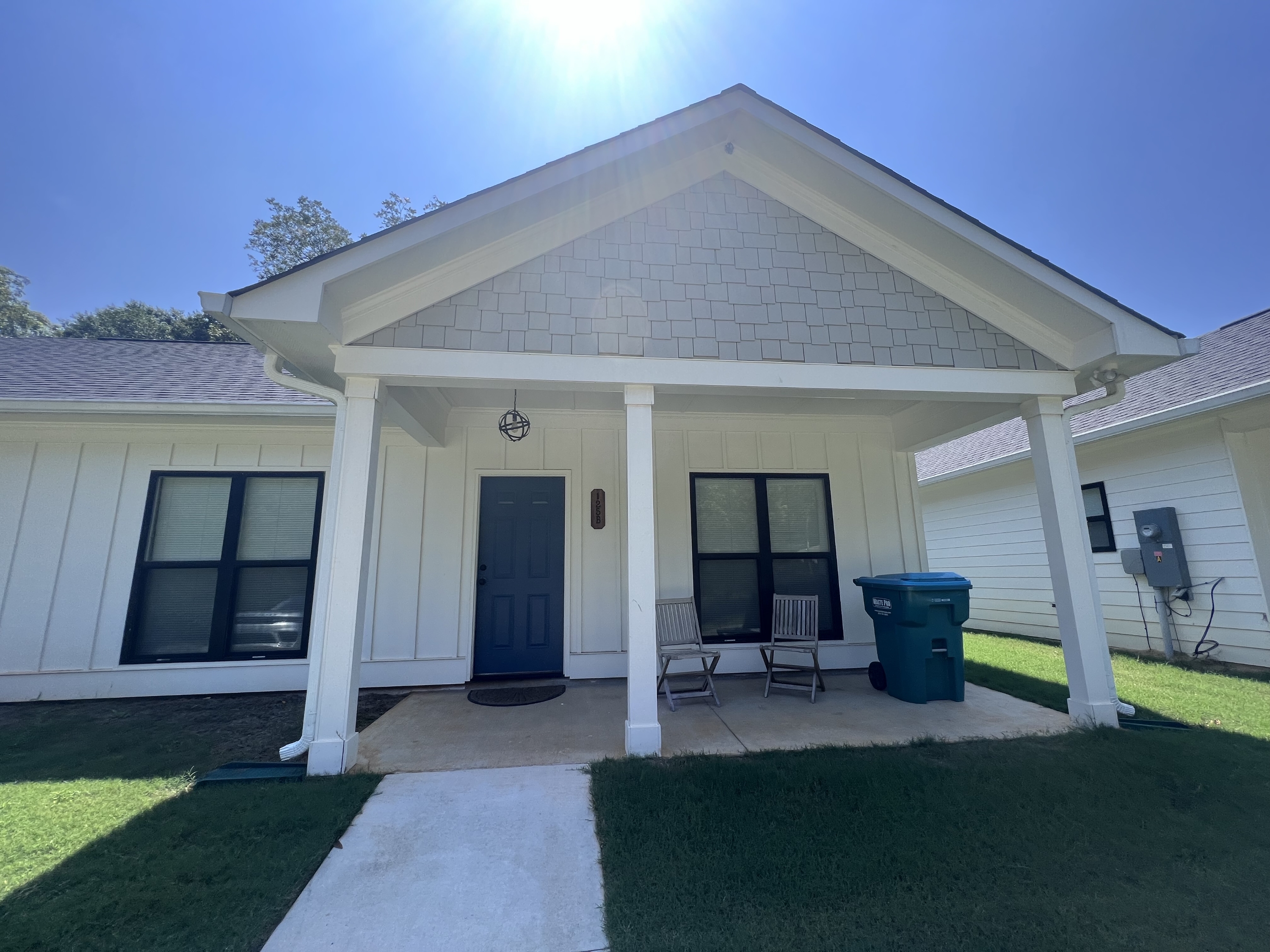 125 Cayuga Street - B